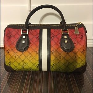 L.A.M.B Gwen Stephanie